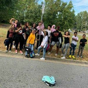 Meet your Posher, Maya